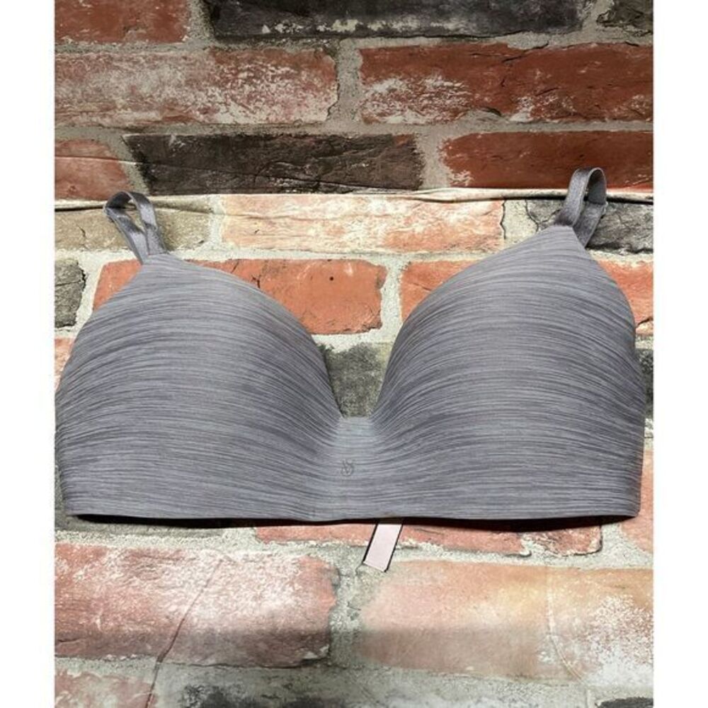 Victoria Secret Women's Size 34D heather Grey Bra Pre-Owned